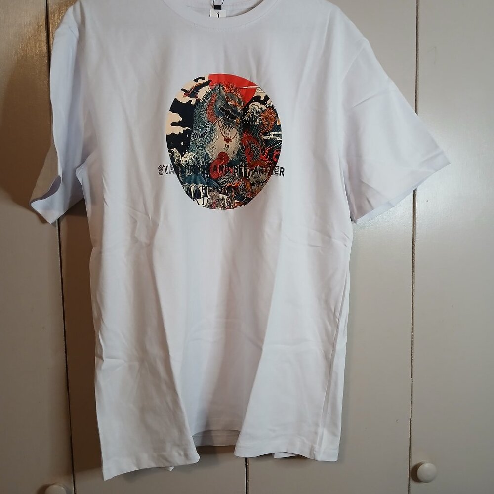NWT YET006 Stone lion Niepce White Cotton Tee Large (0234D)